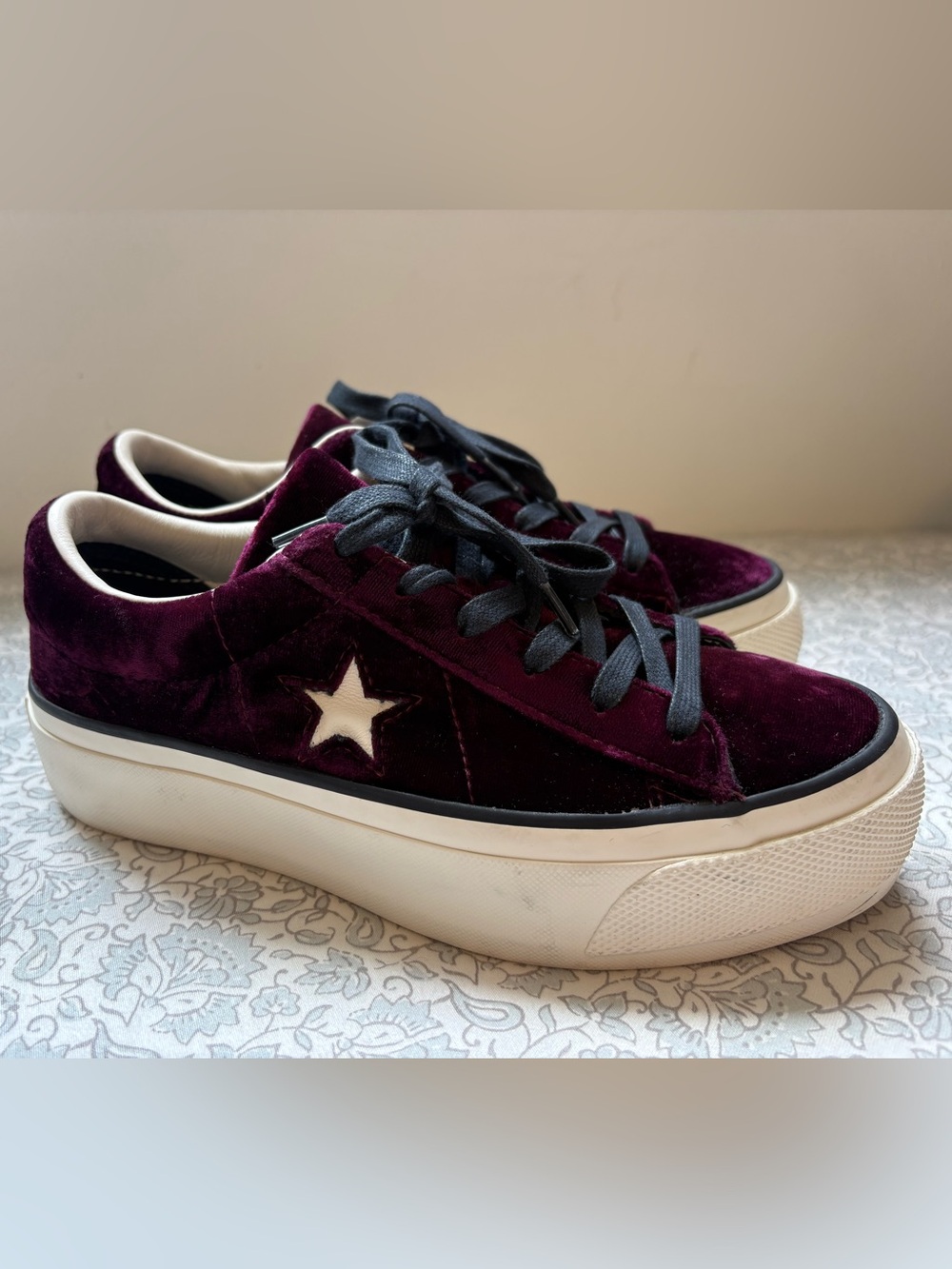 Converse One Star Platform Velvet Ox 'Dark Sangria'